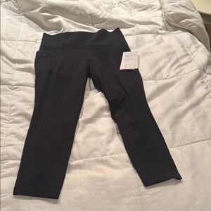 Athleta salutation stash pocket 7/8 tights